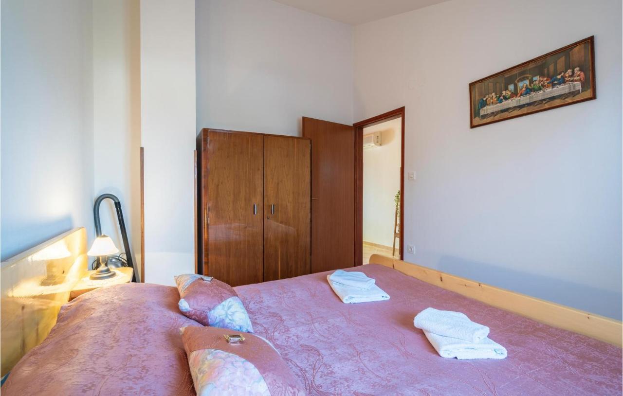 Gorgeous Home In Hrboki With Wifi Exterior photo
